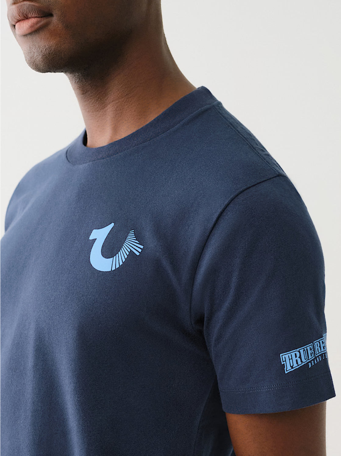 CAMISETA DE CUELLO REDONDO CON LOGOTIPO DE BUDA EN CRISTAL