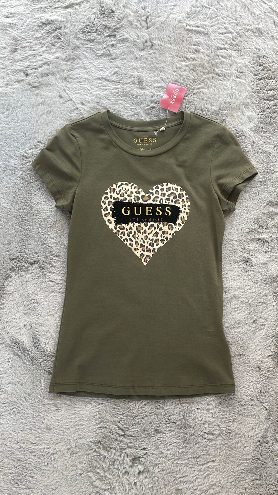 Camiseta Guess con estampado
